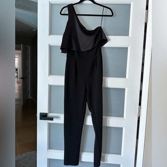 One shoulder jumpsuit, never worn - Picture 3 of 4